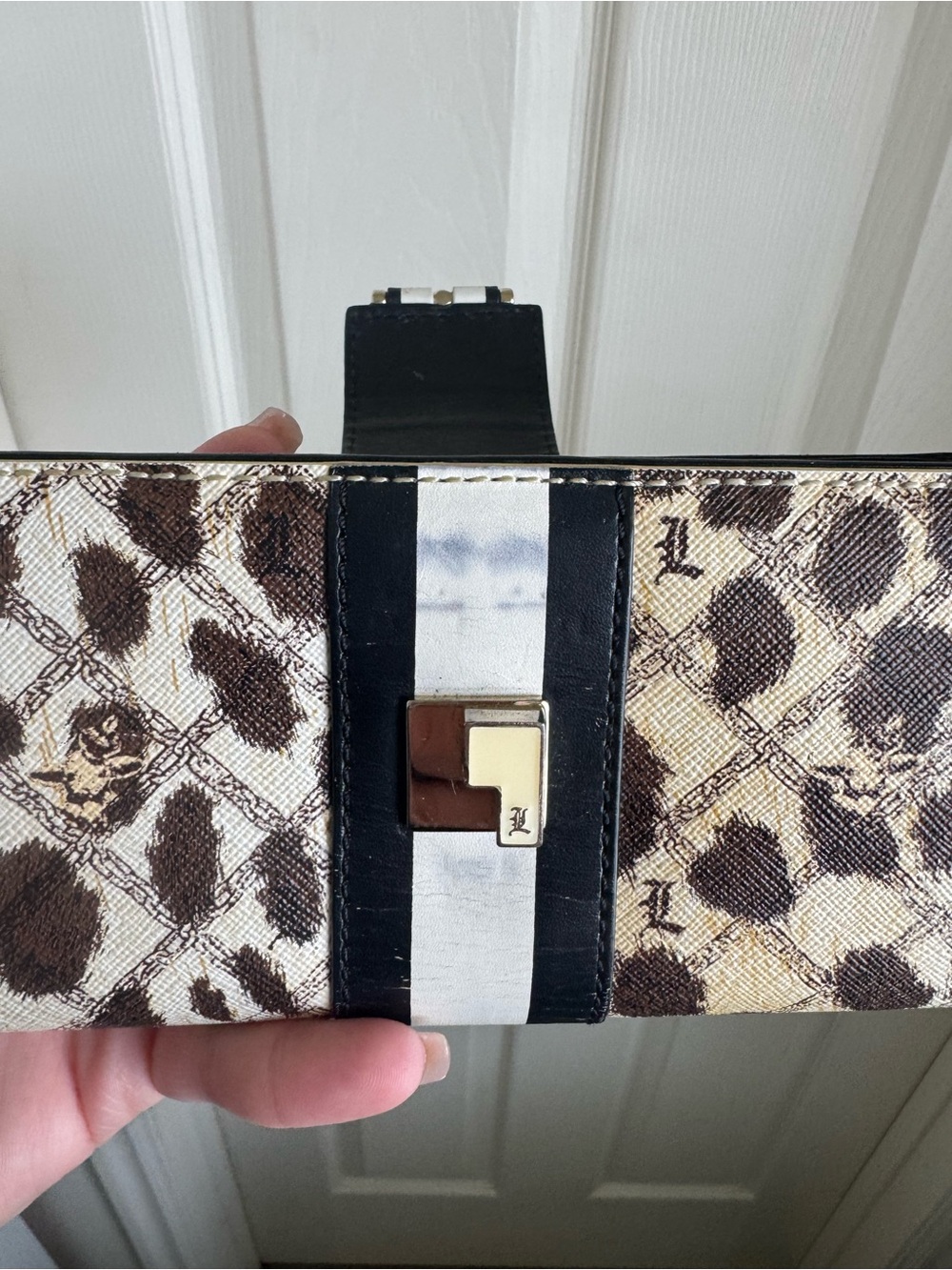 L.A.M.B Wallet - Picture 7 of 11